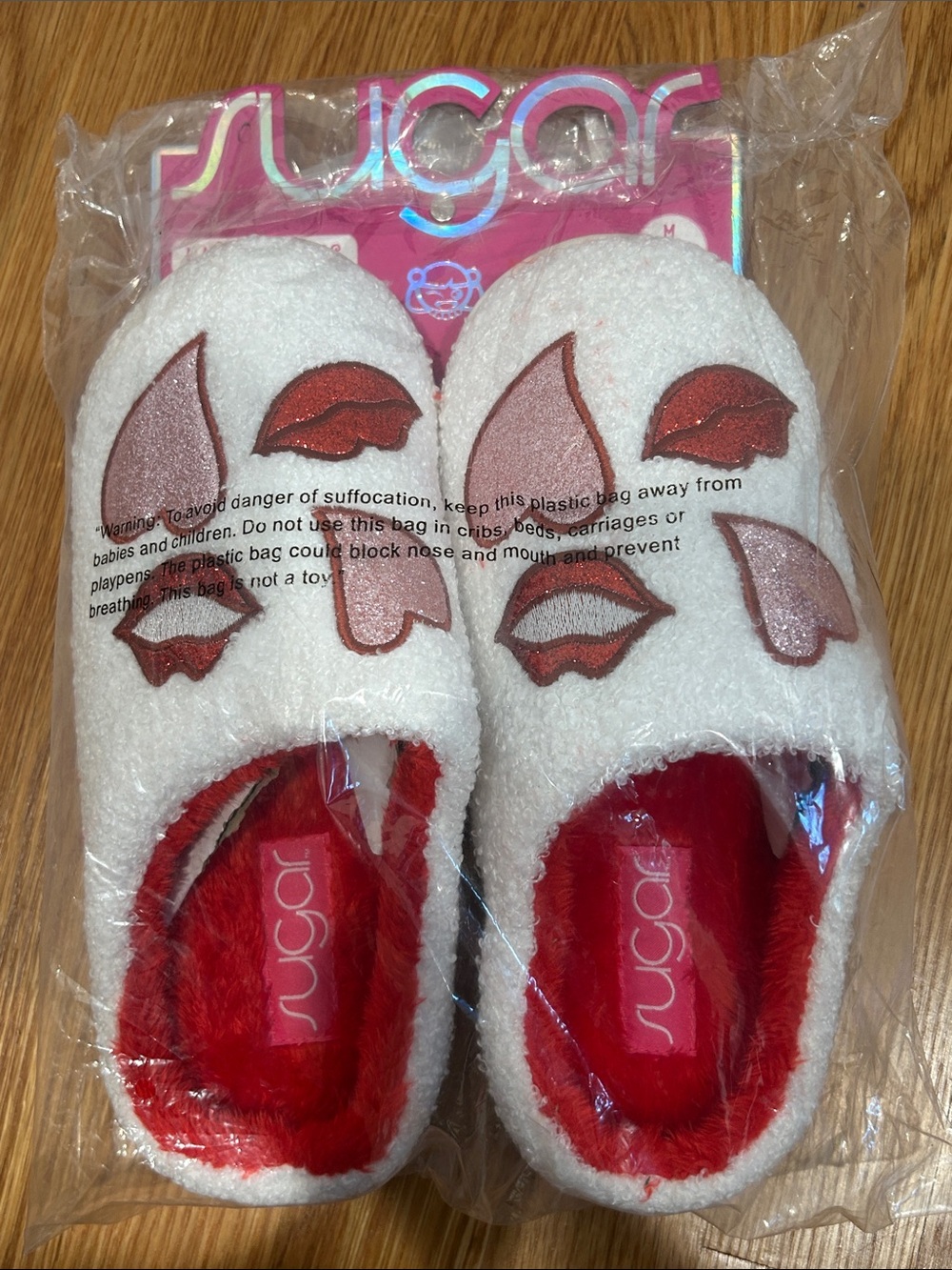 Sugar womenβs White Plush Slip-On house Slippers Red & Pink Lip heart AppliquΓ©s